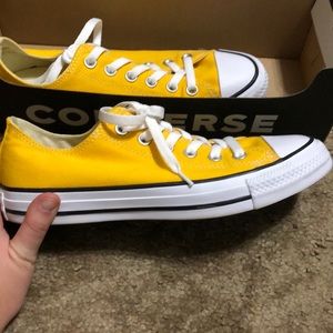 Yellow converse